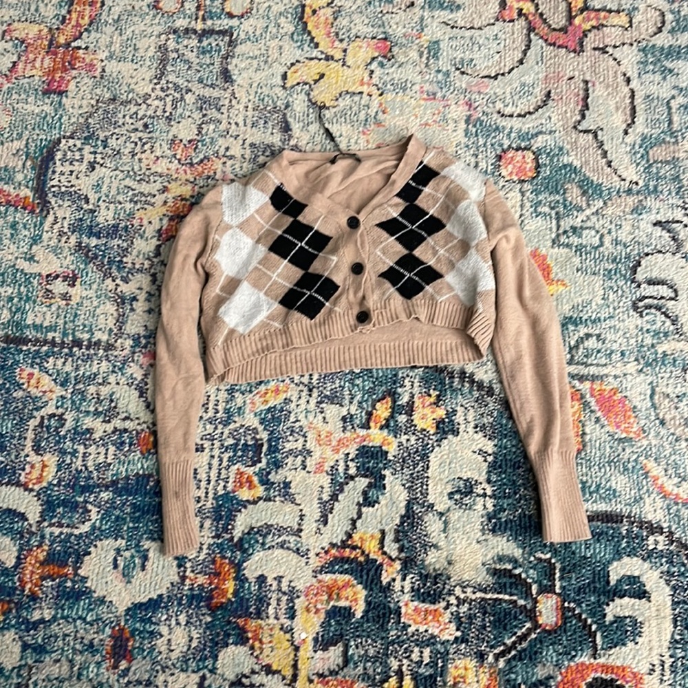 Crop top checker